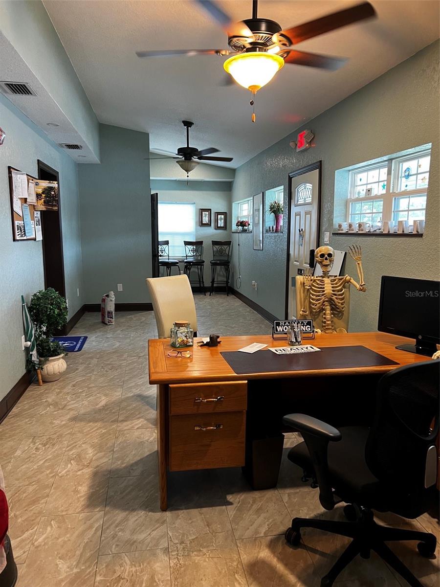 EUSTIS BISHOPS SUB - Commercial Lease