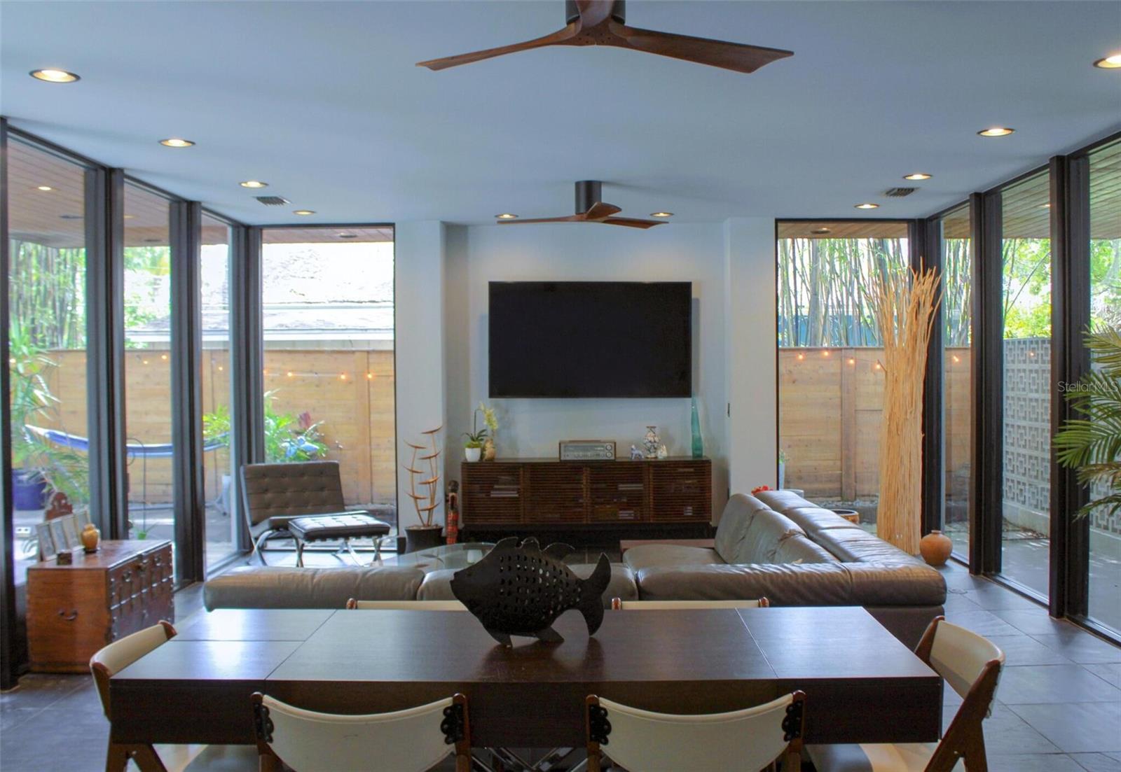 BEEMAN PARK - Residential