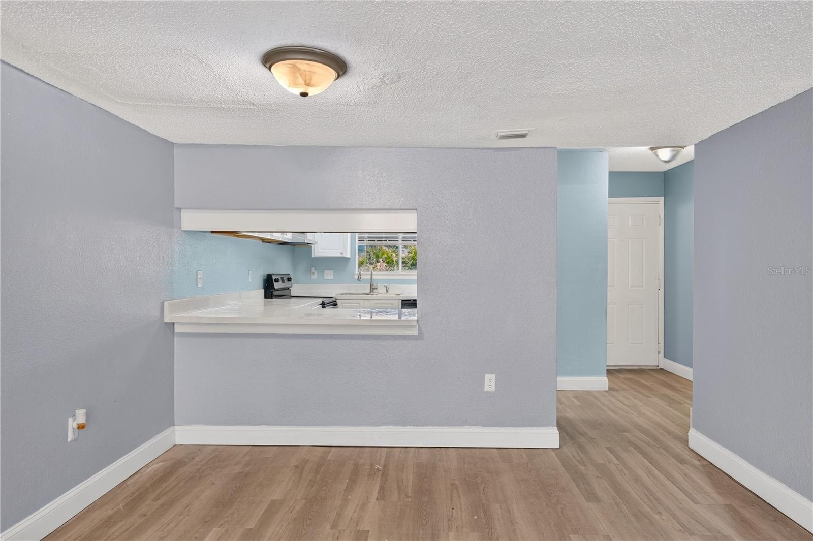 AVALON CONDO - Residential