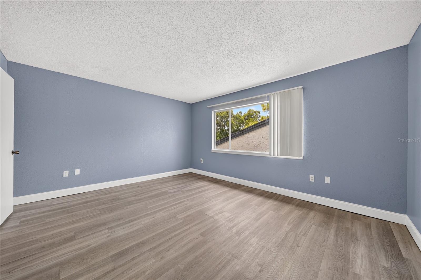 AVALON CONDO - Residential