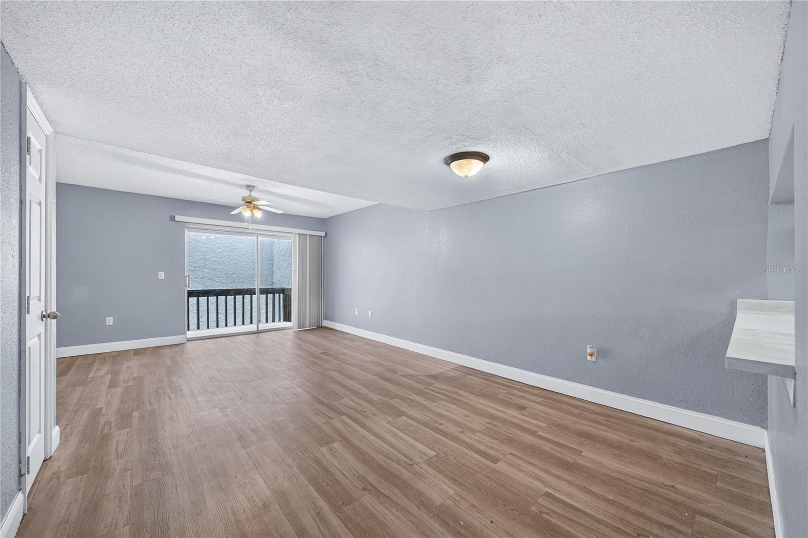 AVALON CONDO - Residential