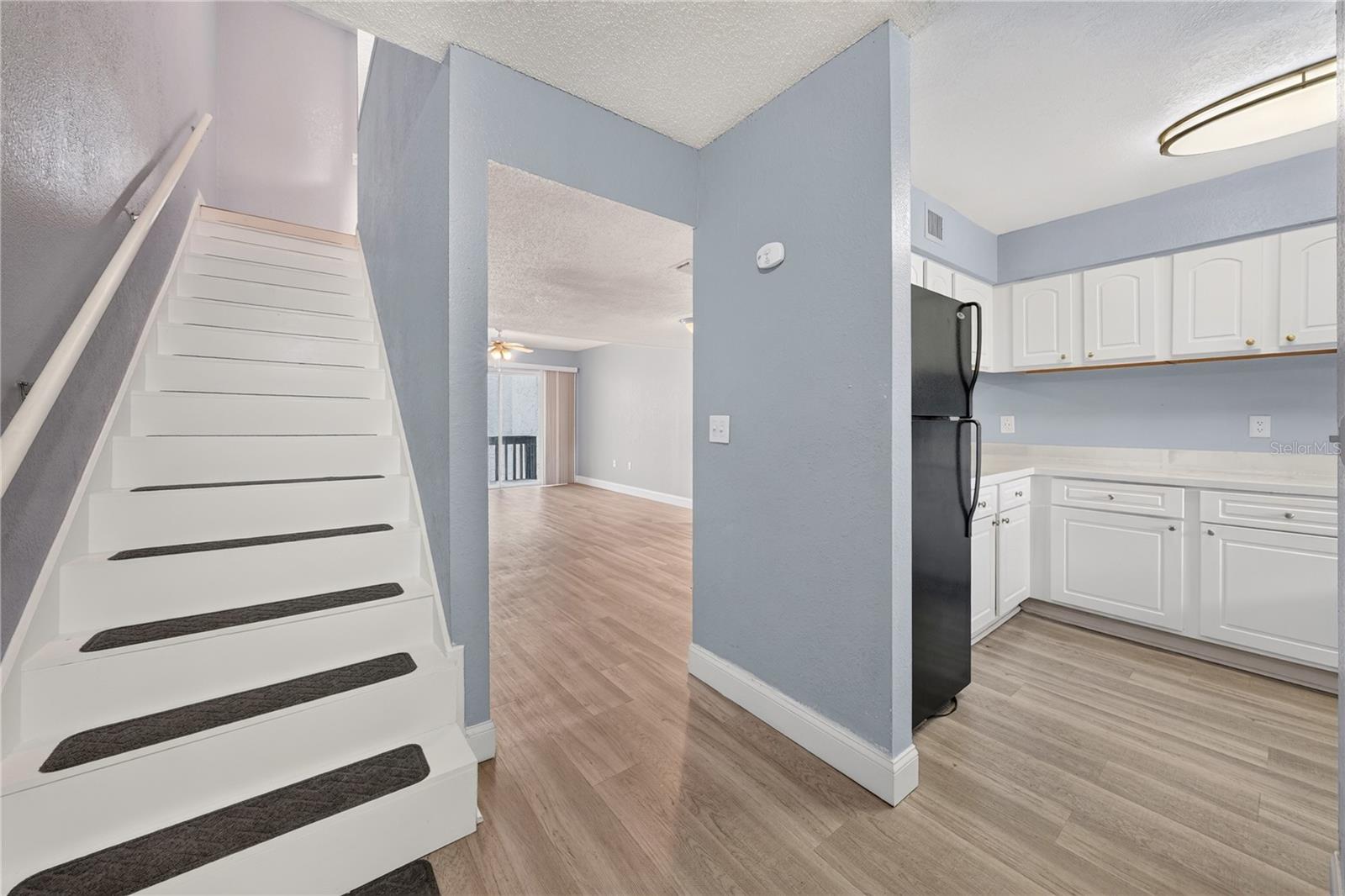 AVALON CONDO - Residential