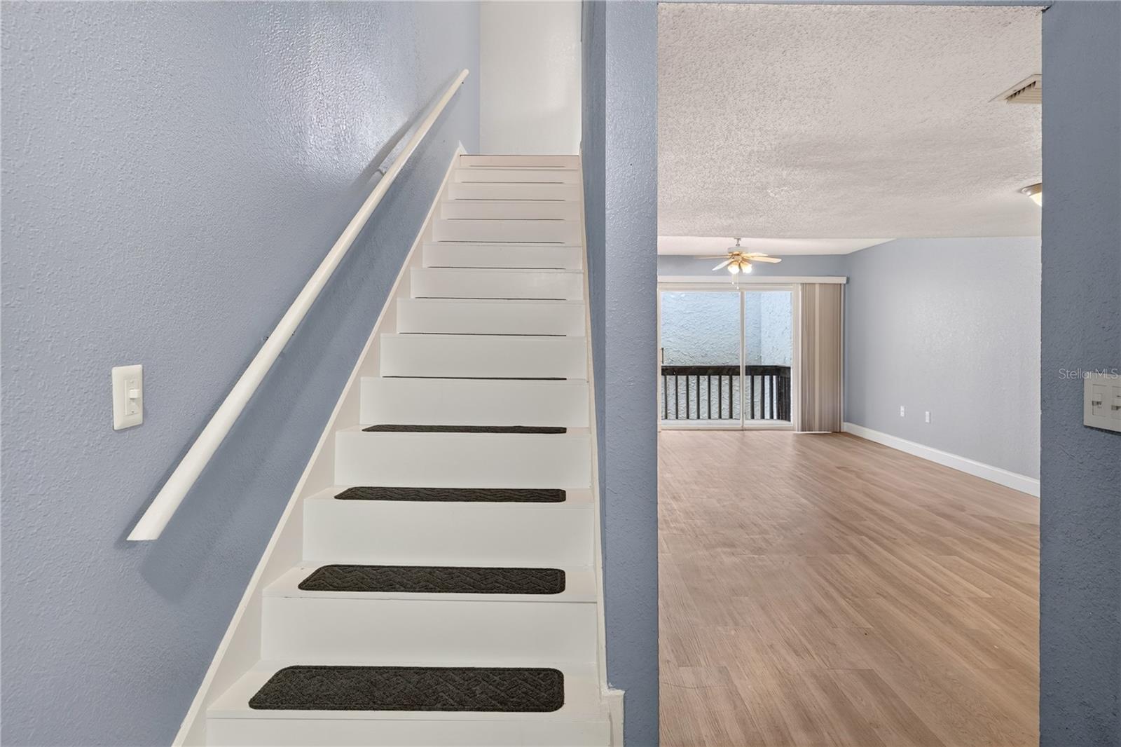 AVALON CONDO - Residential