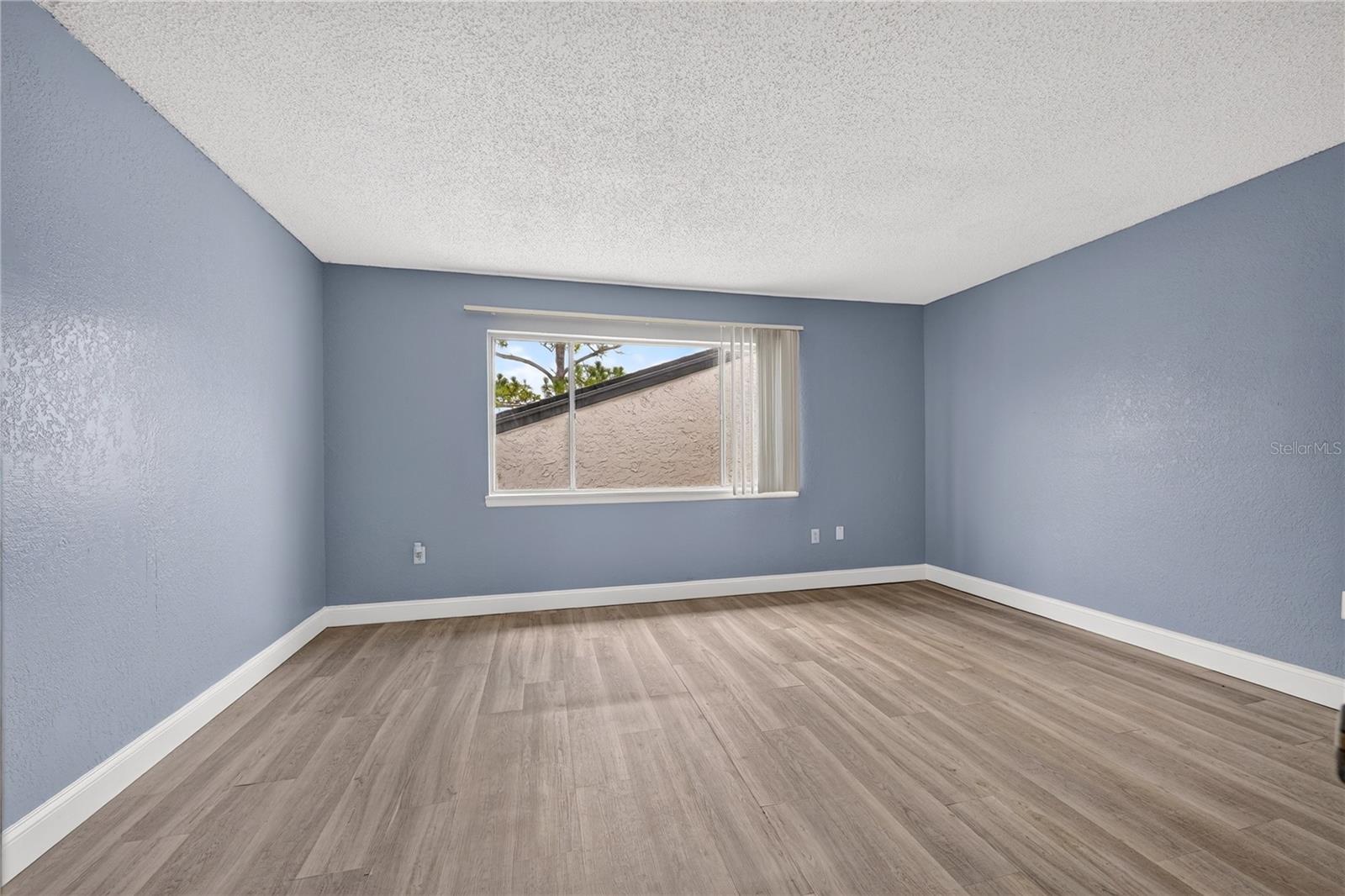 AVALON CONDO - Residential