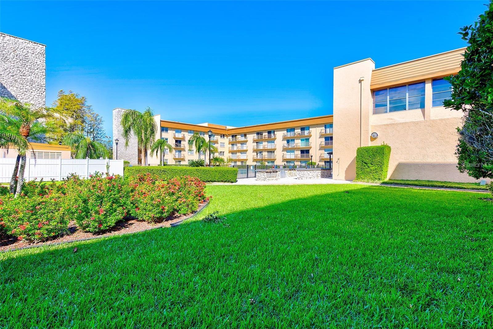 THE TAMPA RACQUET CLUB A CONDO - Residential