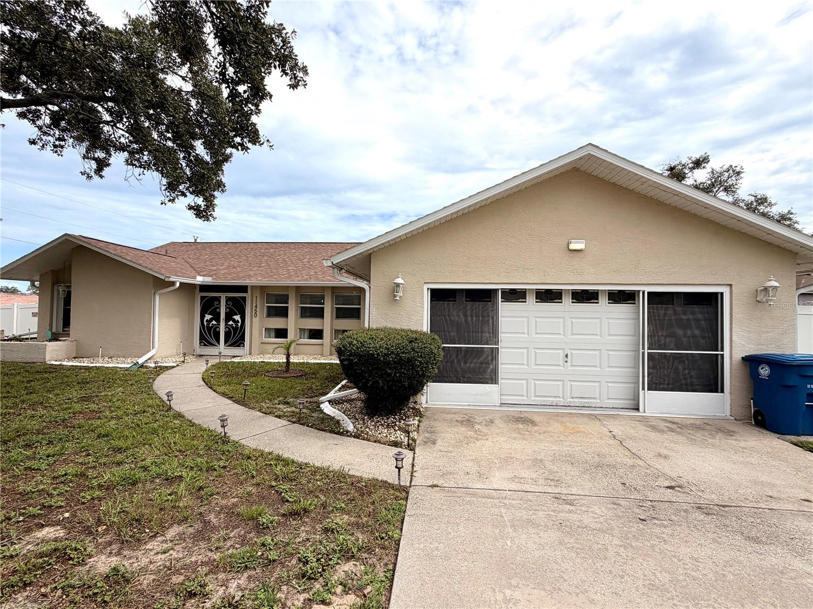 SPRING HILL - Residential