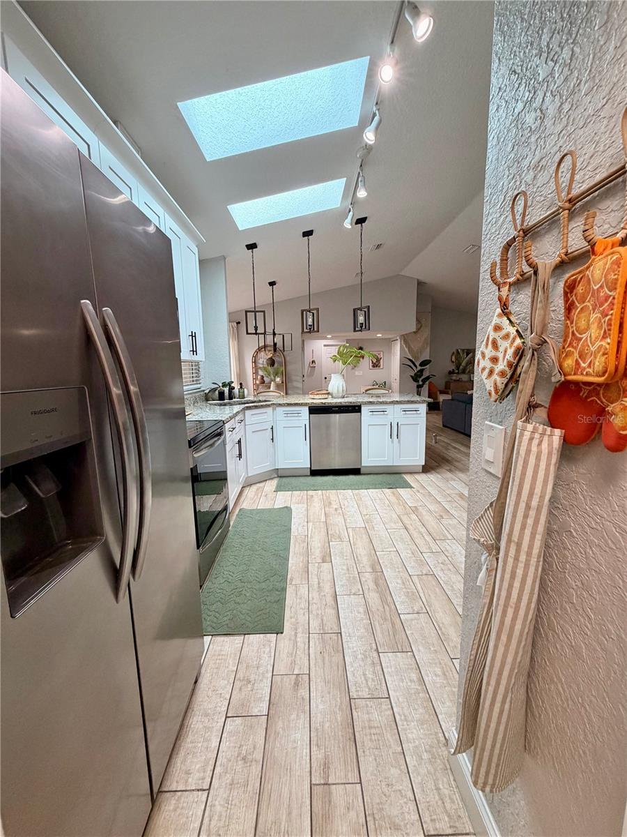 SPRING HILL - Residential