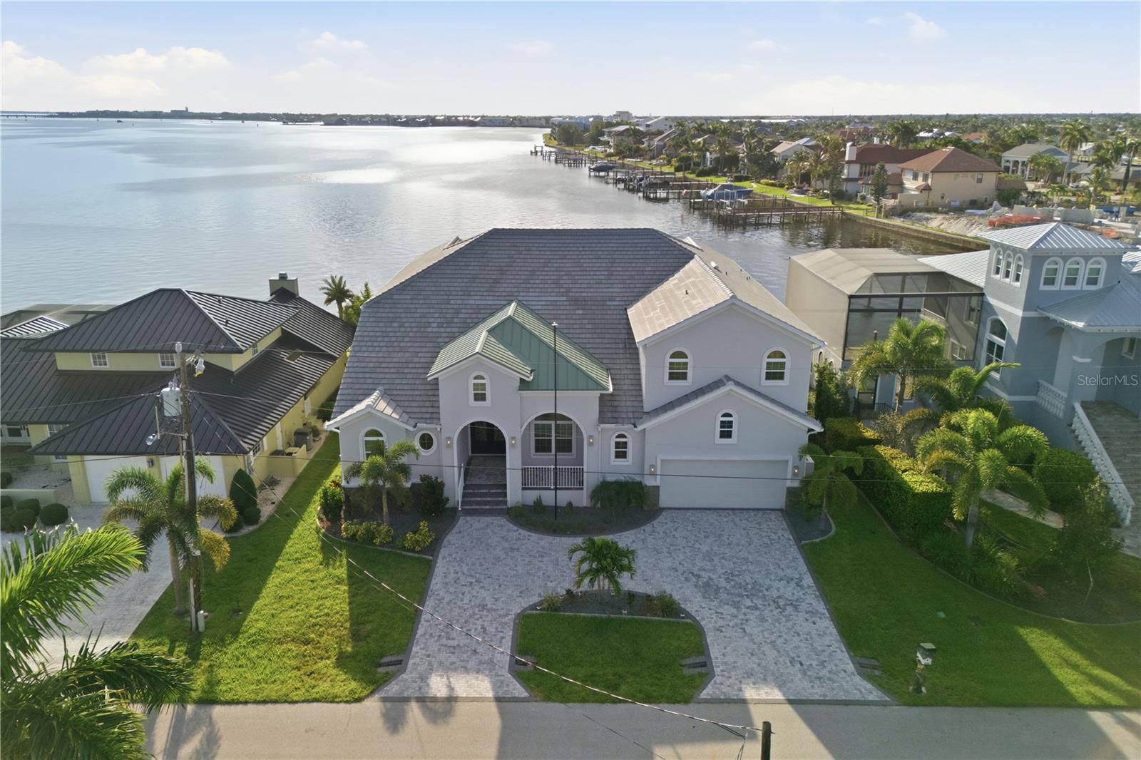 PUNTA GORDA ISLES SEC 04 - Residential