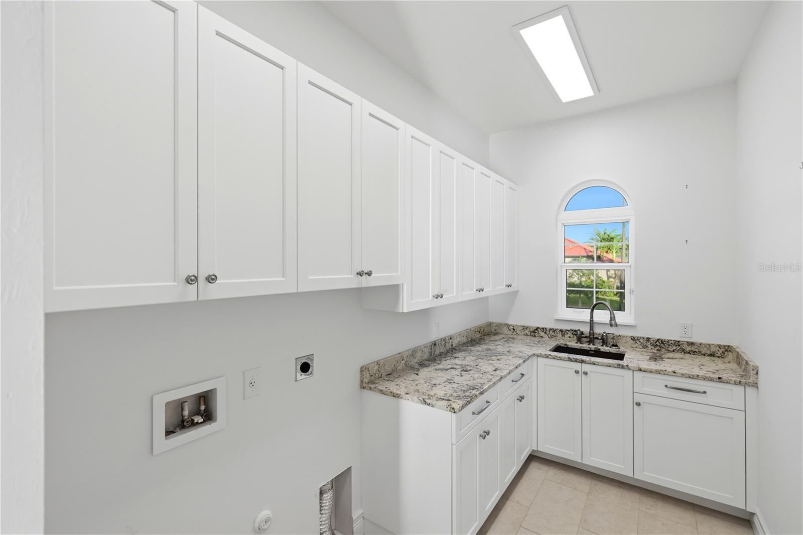 PUNTA GORDA ISLES SEC 04 - Residential