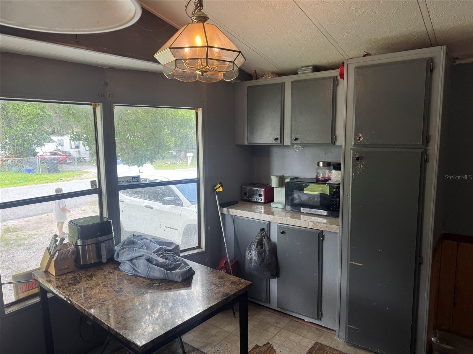 ROBINSON PINES - Residential