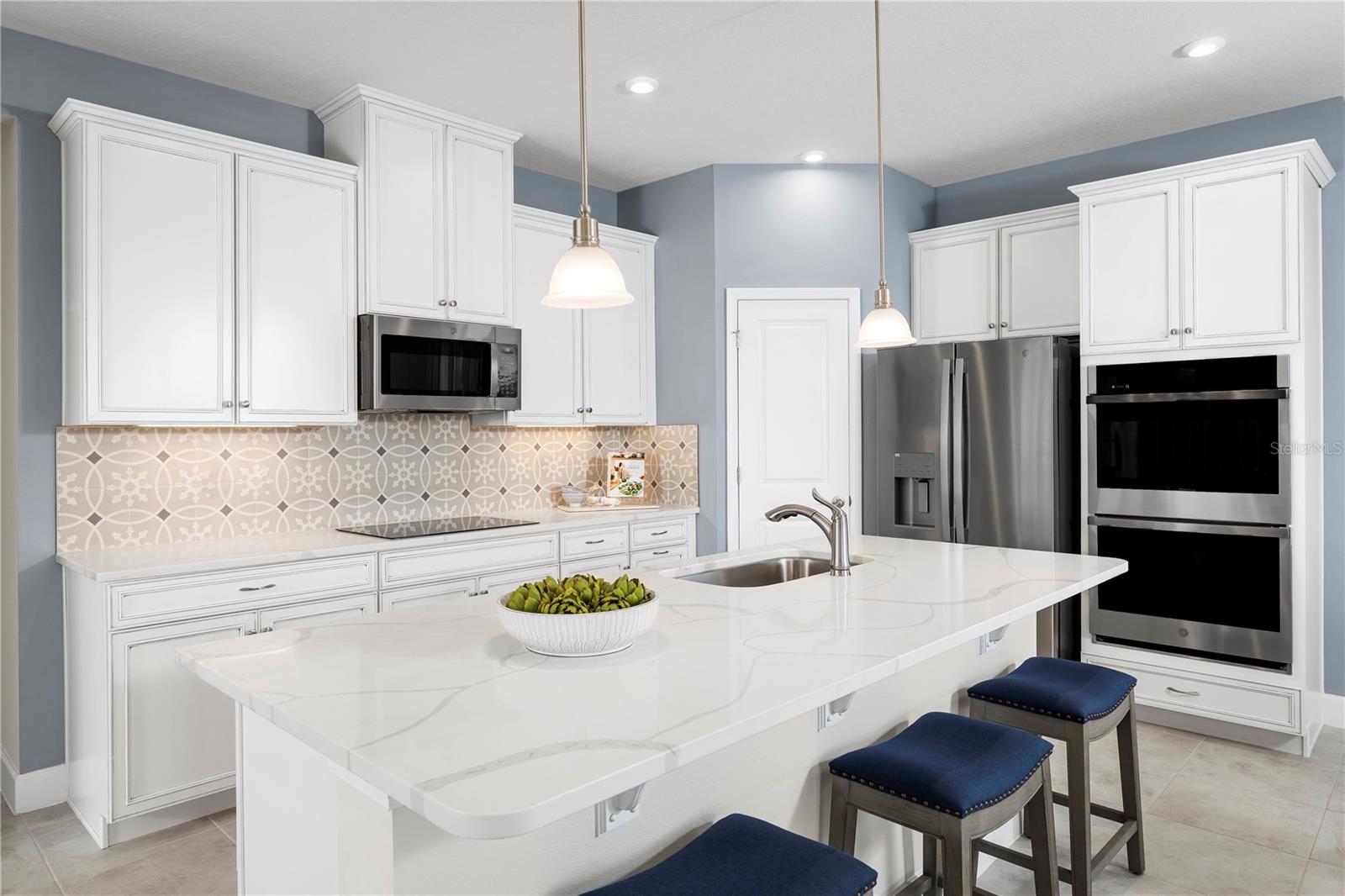 AVALON WOODS - Residential