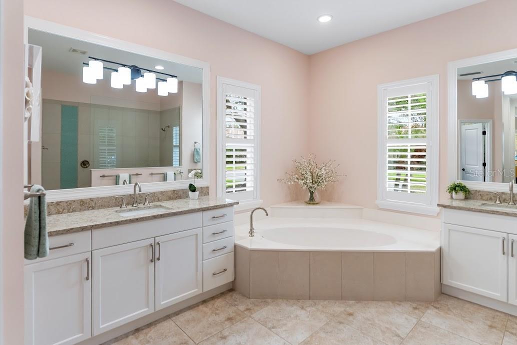 LAKEWOOD RANCH COUNTRY CLUB VILLAGE EE 3D - Residential