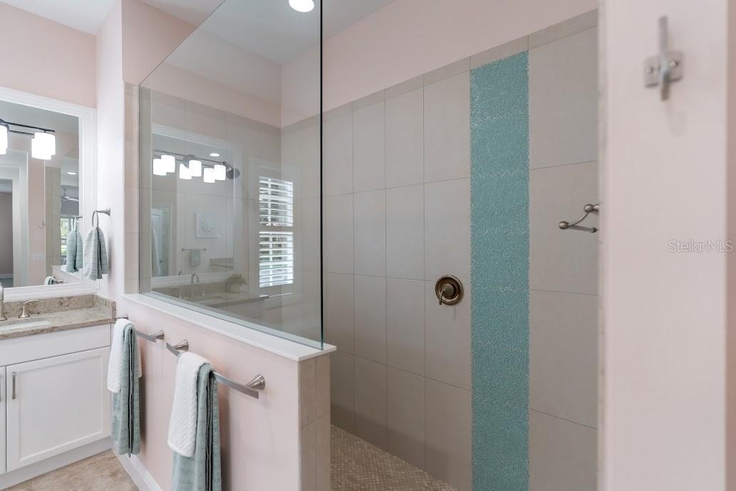 LAKEWOOD RANCH COUNTRY CLUB VILLAGE EE 3D - Residential