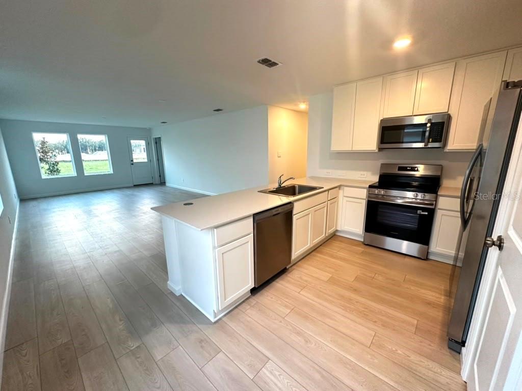 WESTVIEW POD B NBRHD 4 - Residential Lease