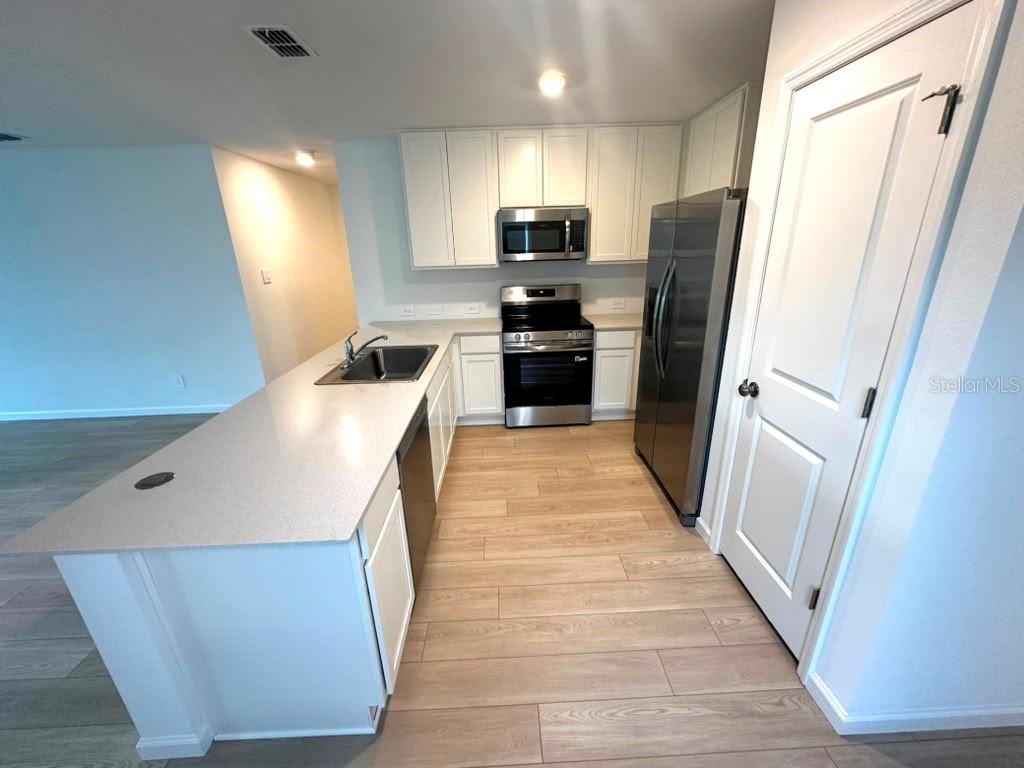 WESTVIEW POD B NBRHD 4 - Residential Lease