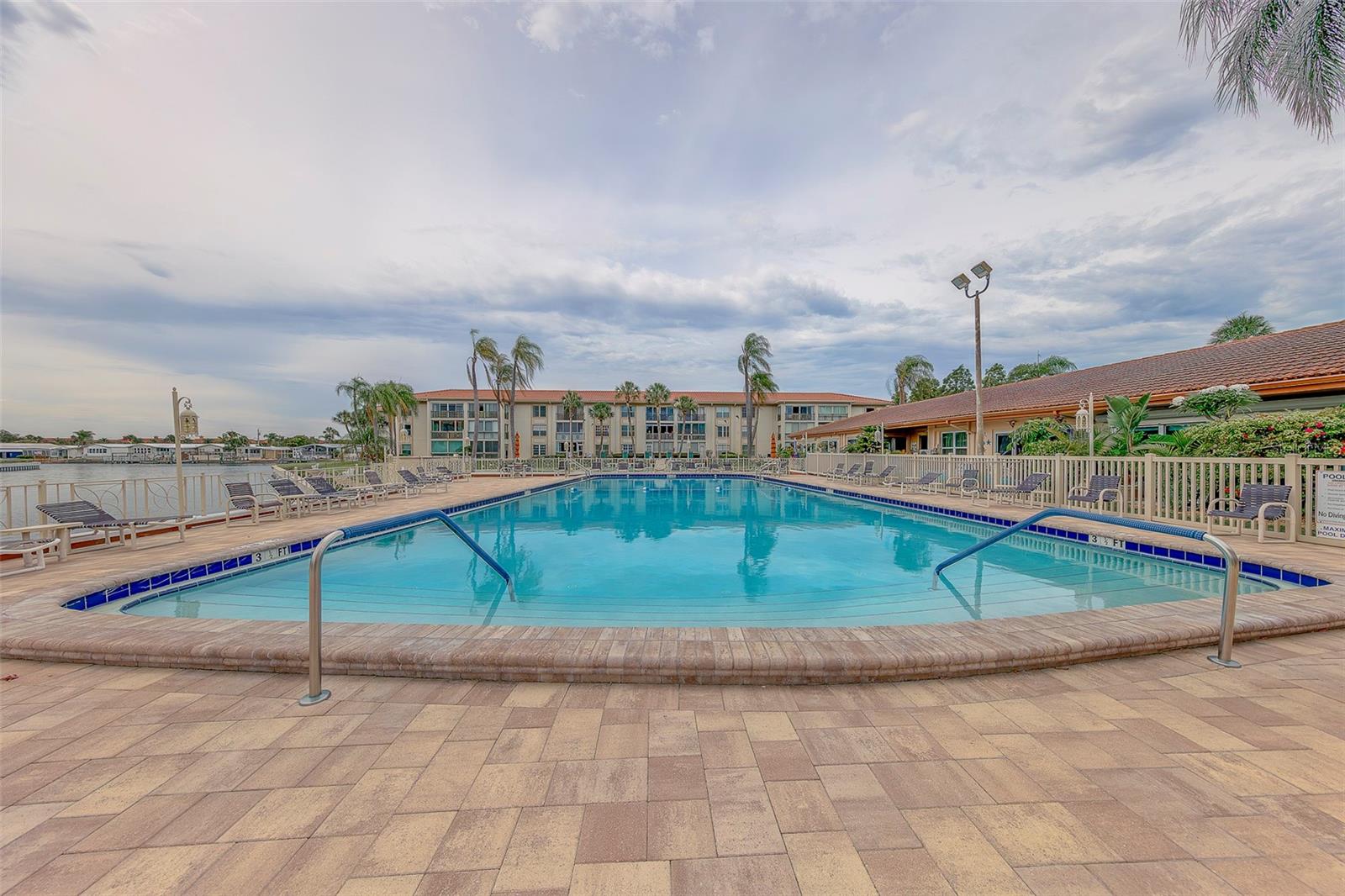 IMPERIAL COVE 9 - Residential Lease