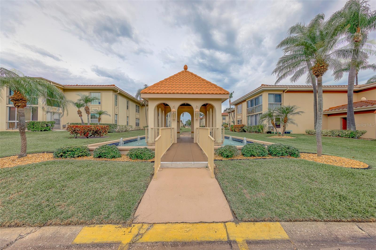 IMPERIAL COVE 9 - Residential Lease