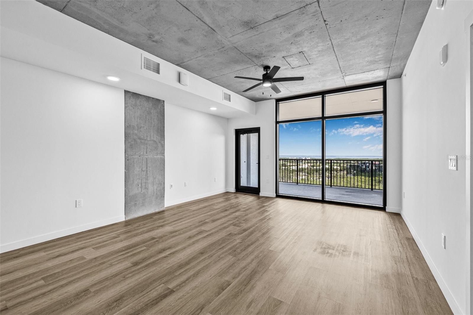 CARILLON TOWN CENTER - Residential Lease