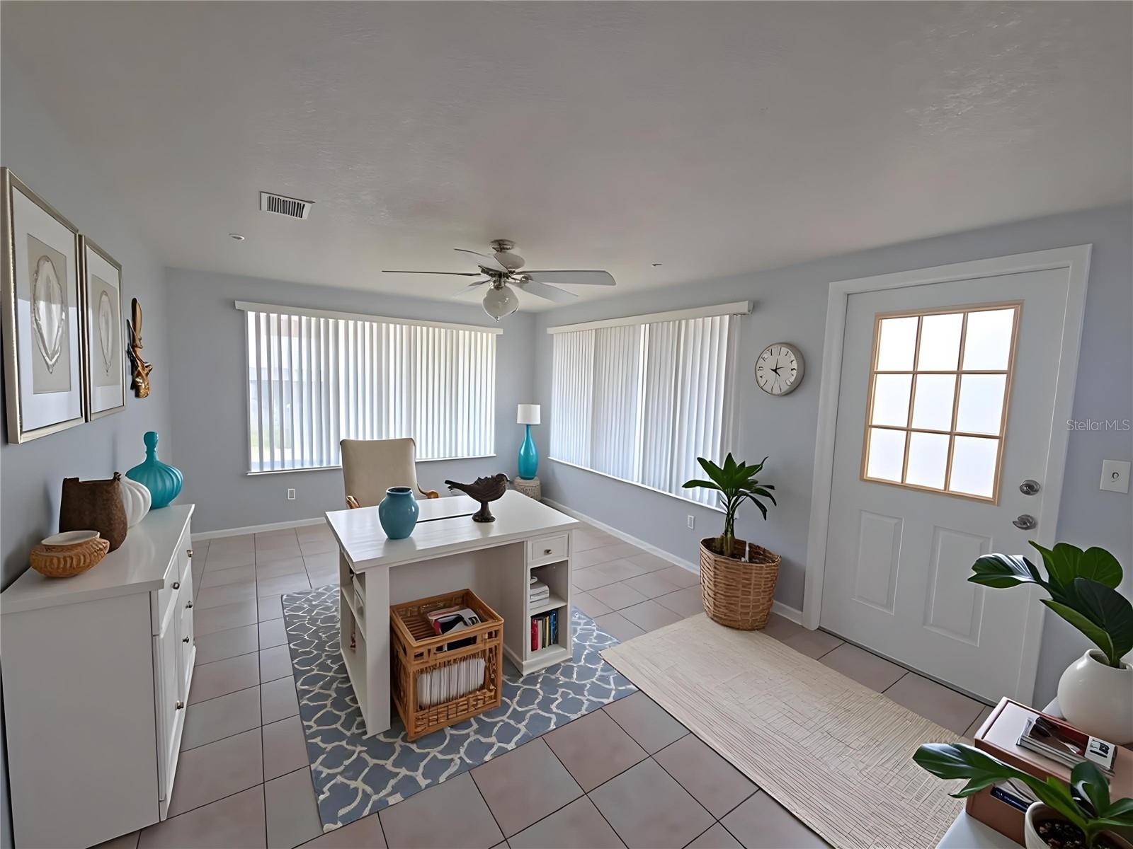 BEACON SQUARE - Residential Lease