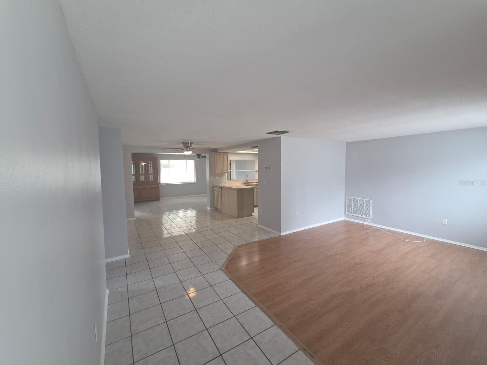 BEACON SQUARE - Residential Lease