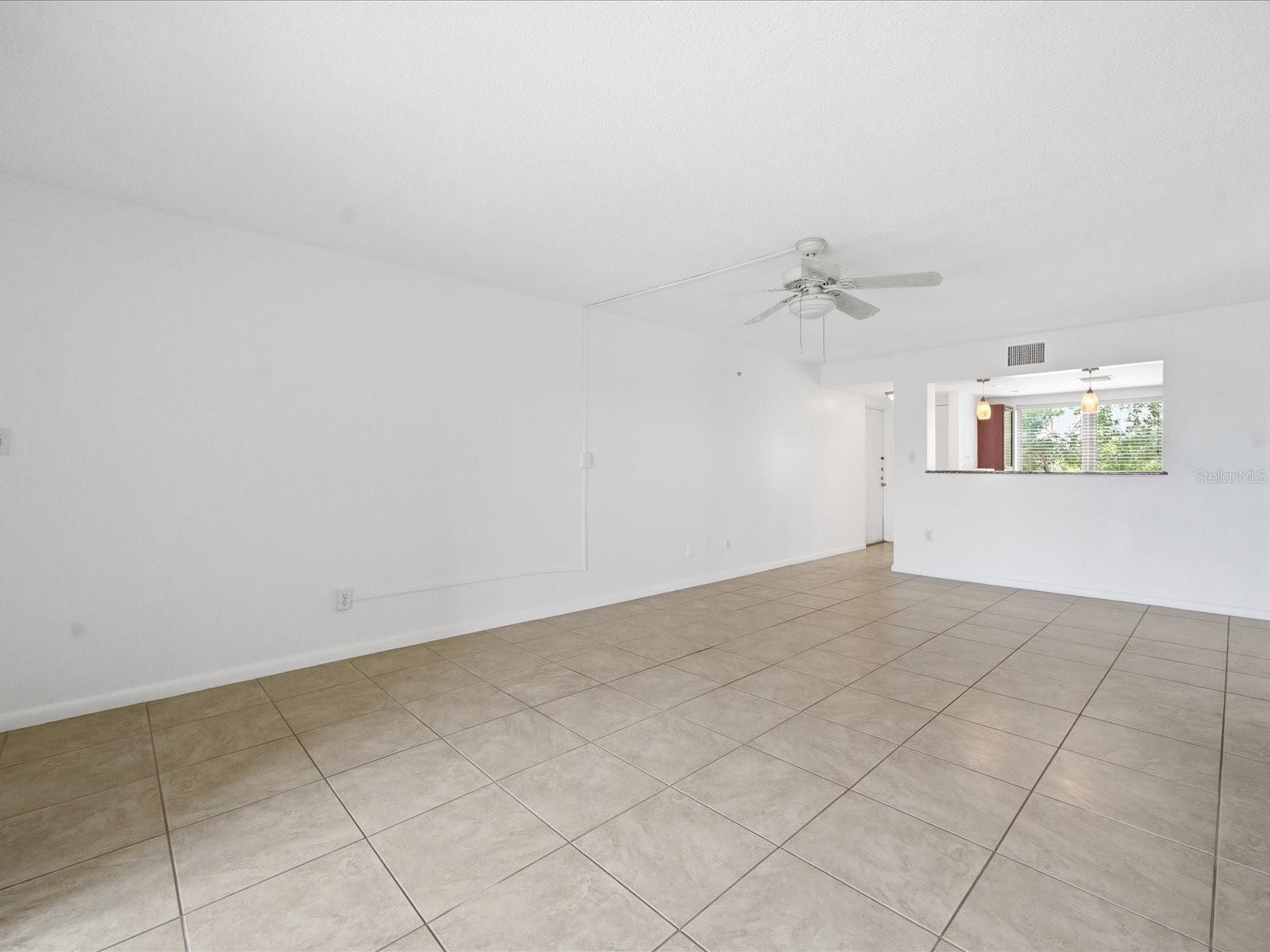 CARROLLWOOD VILLAGE GREENFIELD - Residential