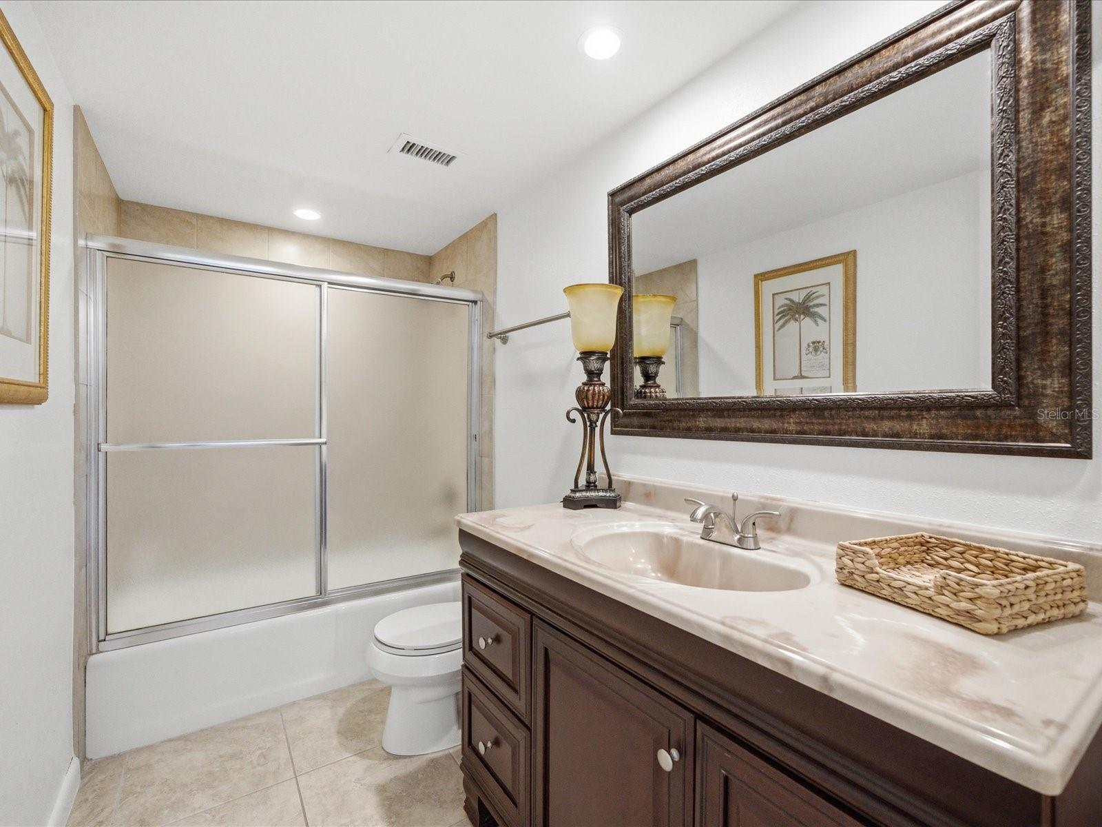 CARROLLWOOD VILLAGE GREENFIELD - Residential
