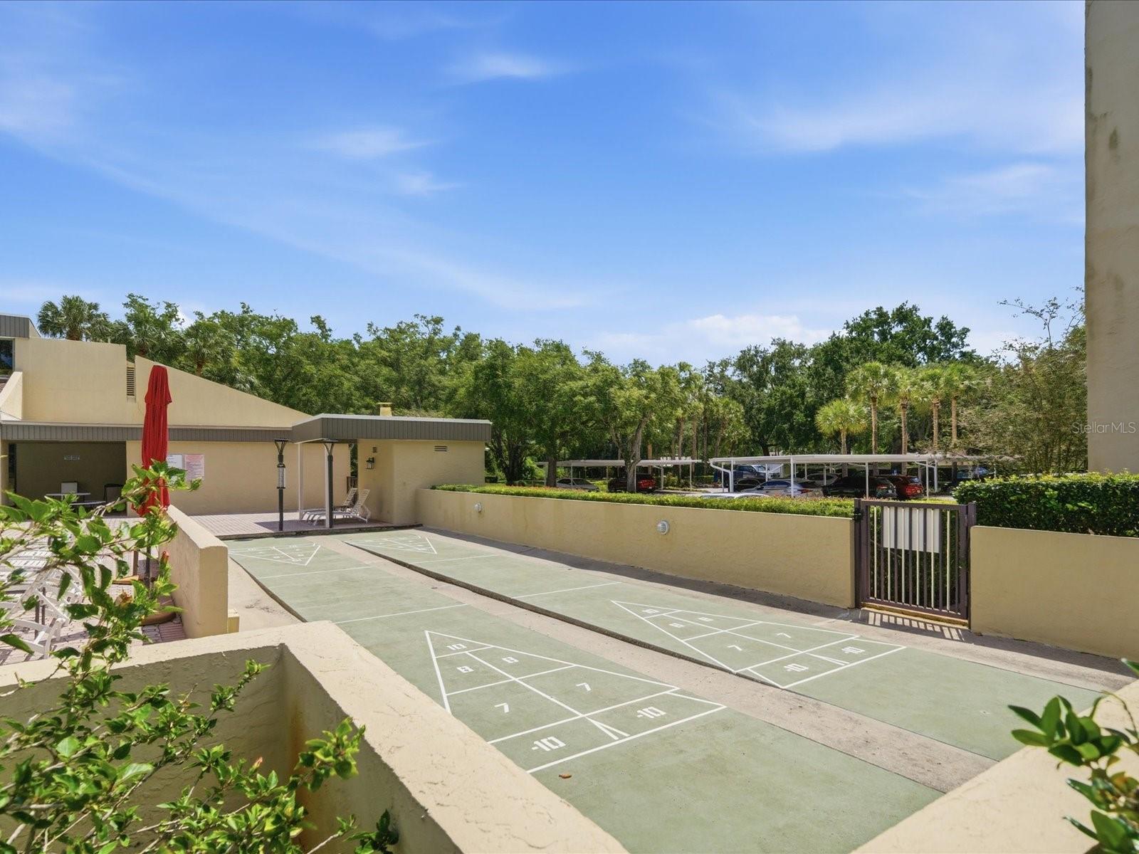 CARROLLWOOD VILLAGE GREENFIELD - Residential