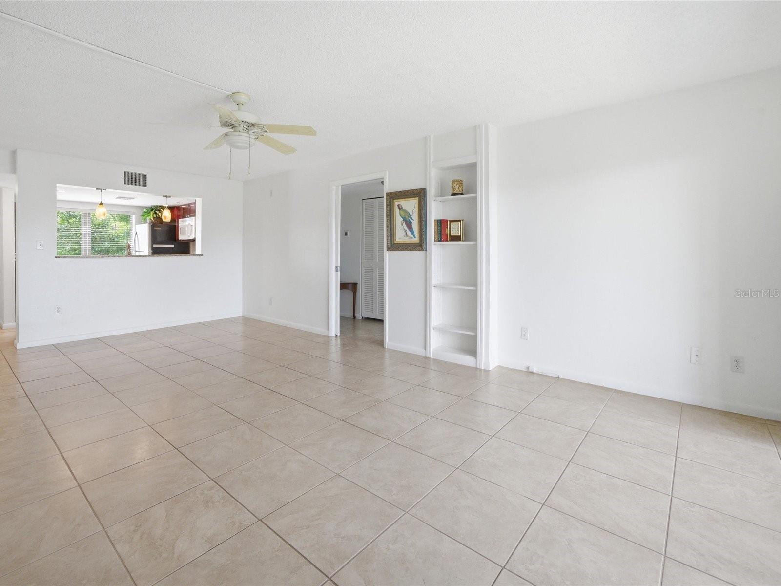 CARROLLWOOD VILLAGE GREENFIELD - Residential