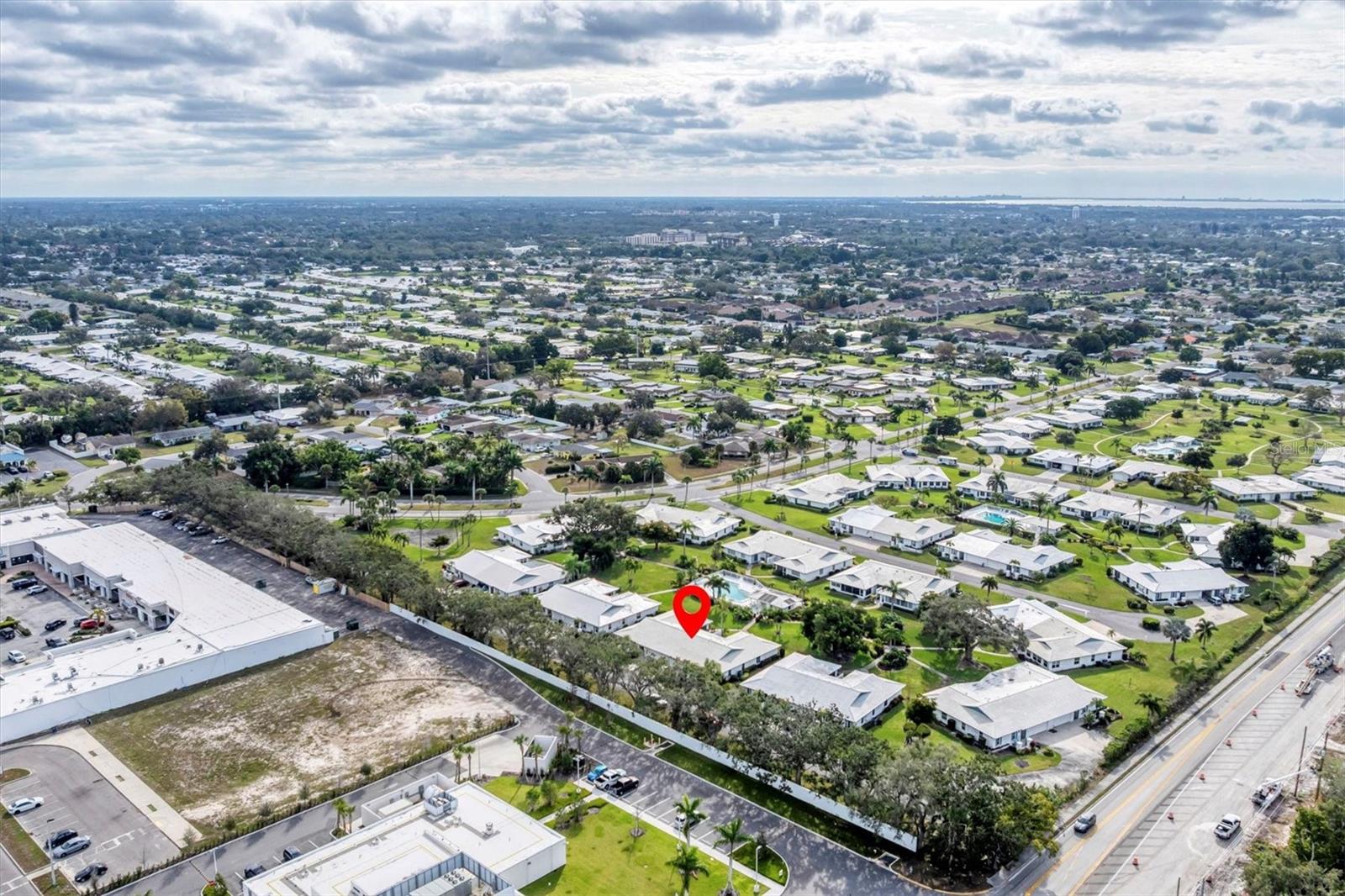 VILLAGE GREEN OF BRADENTON SEC 8 - Residential