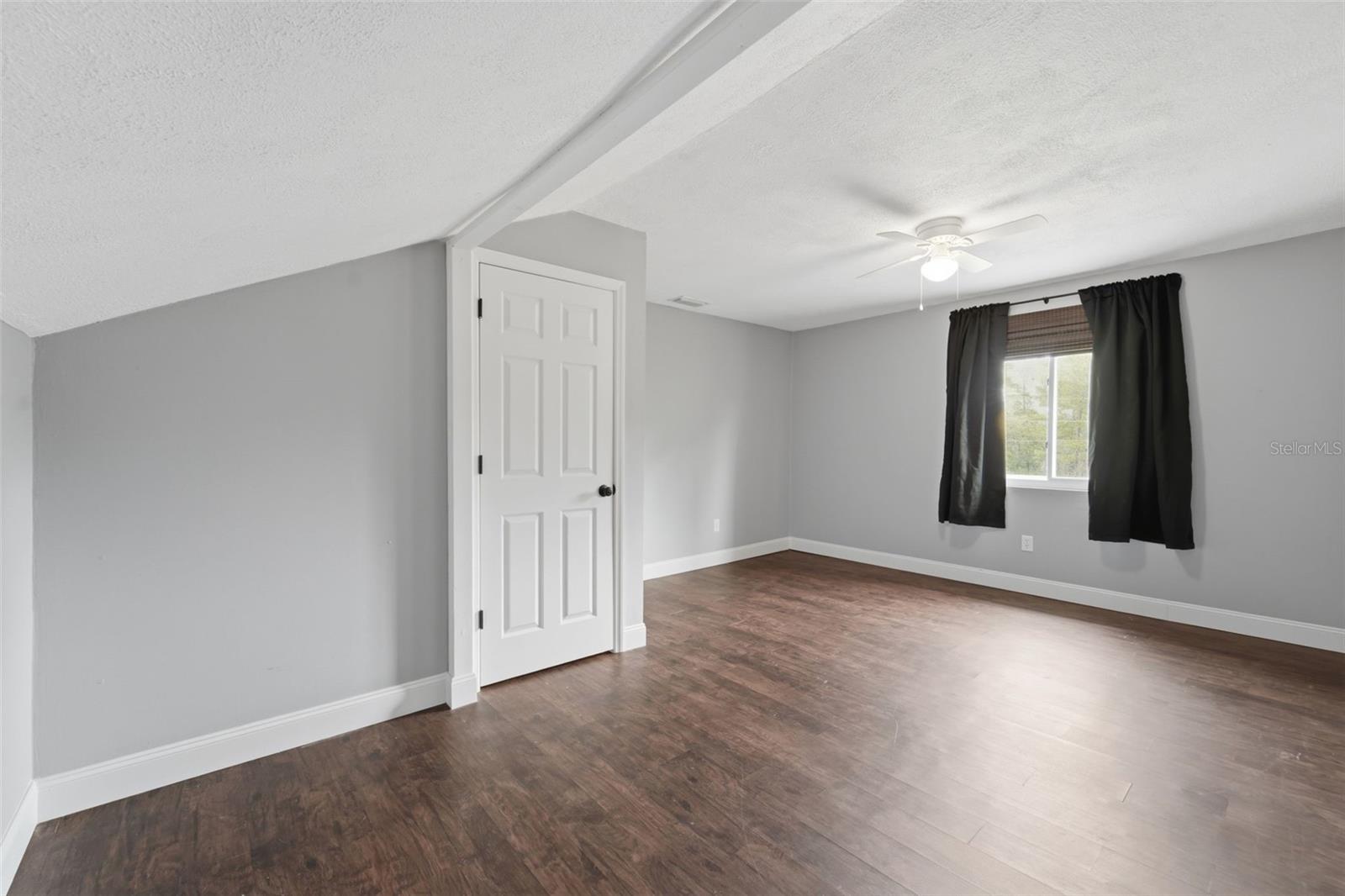 ROYAL TRAILS UNIT 01 - Residential