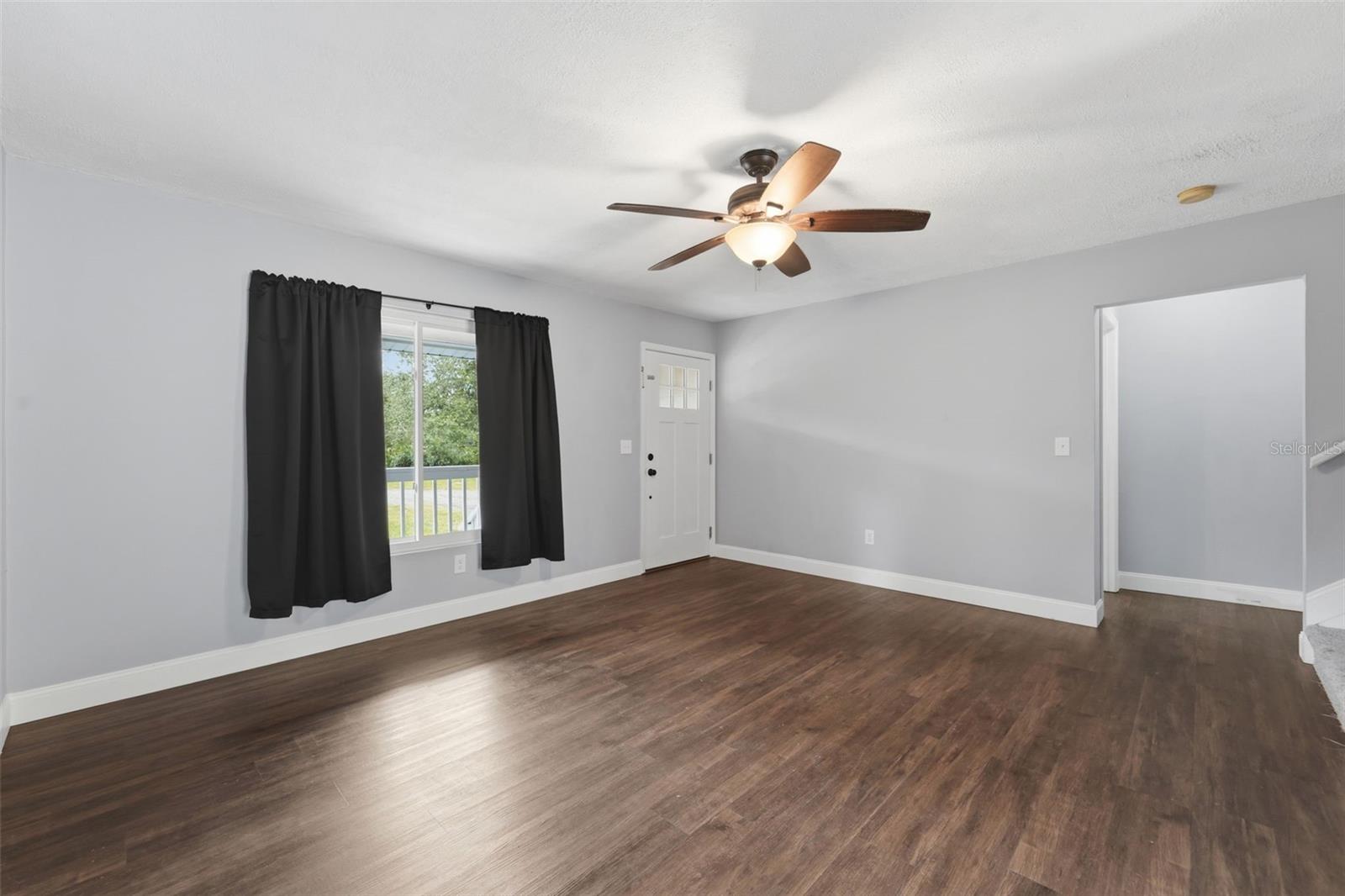 ROYAL TRAILS UNIT 01 - Residential