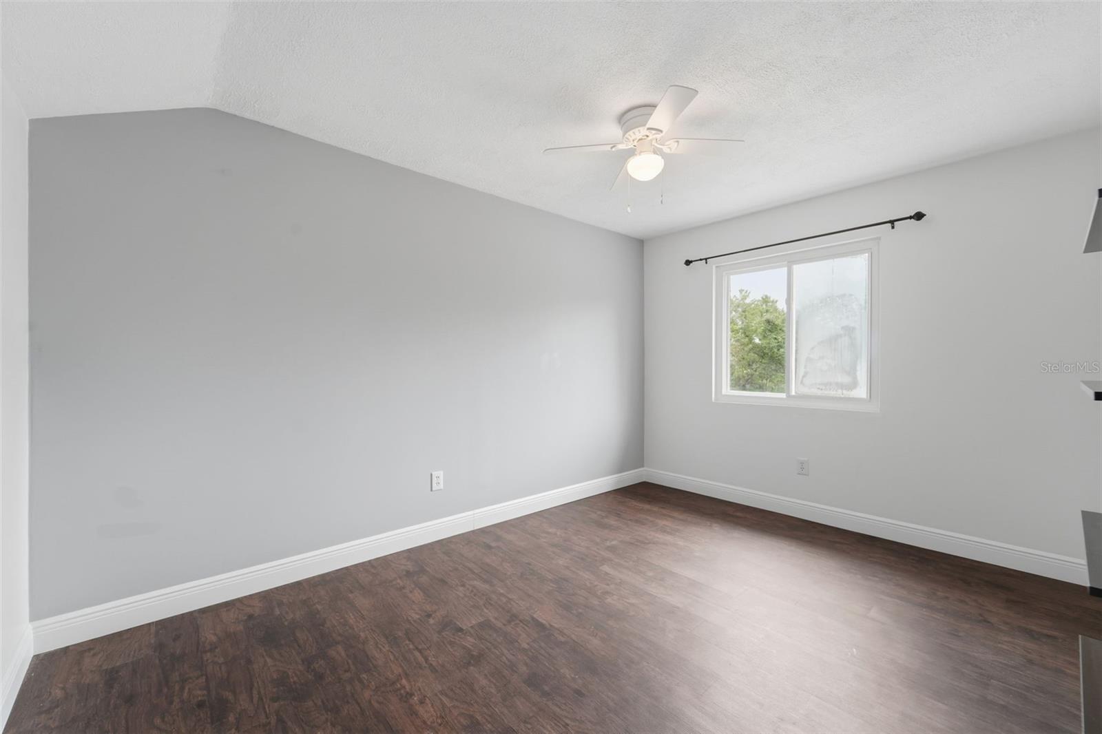 ROYAL TRAILS UNIT 01 - Residential