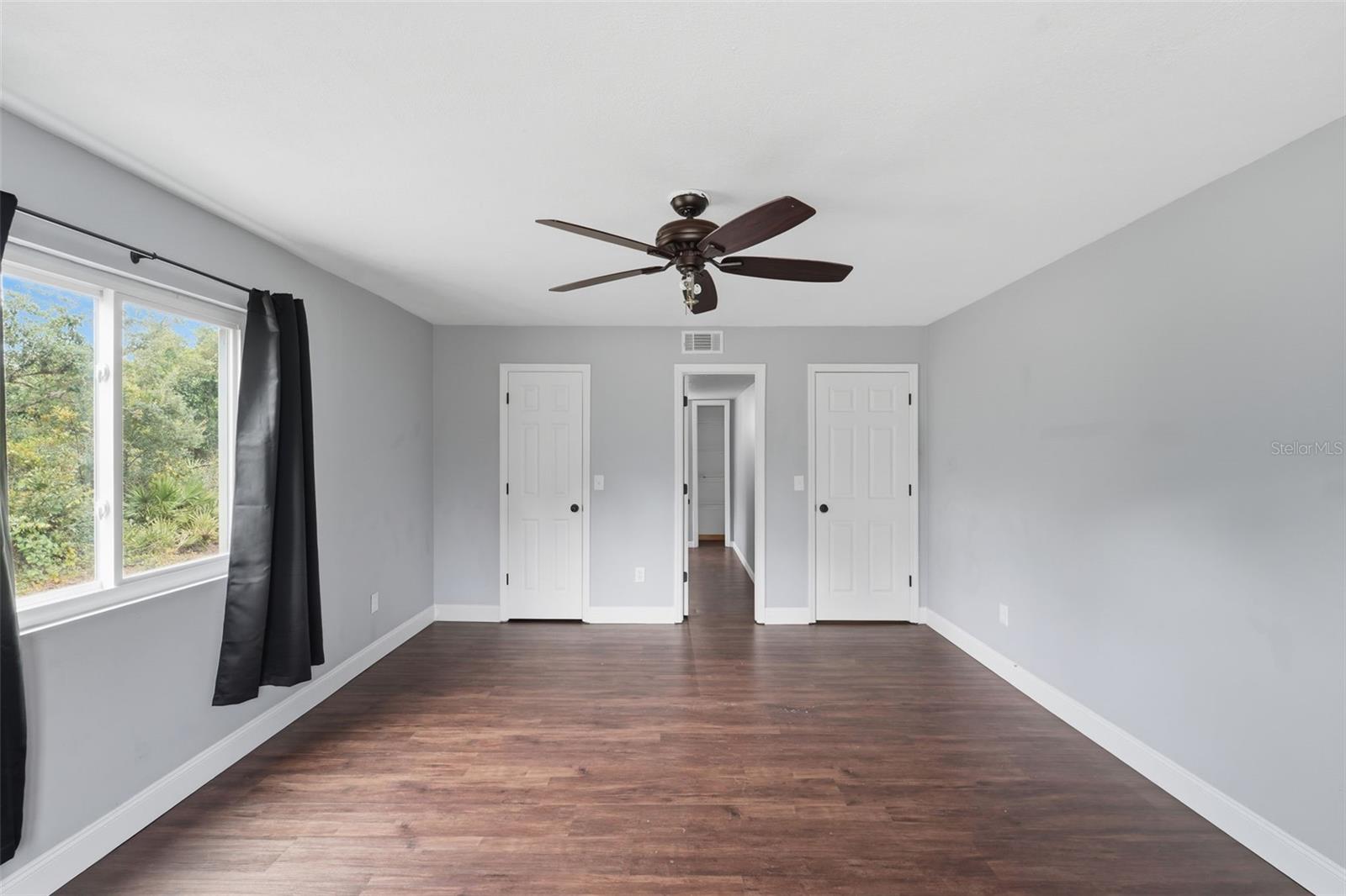 ROYAL TRAILS UNIT 01 - Residential
