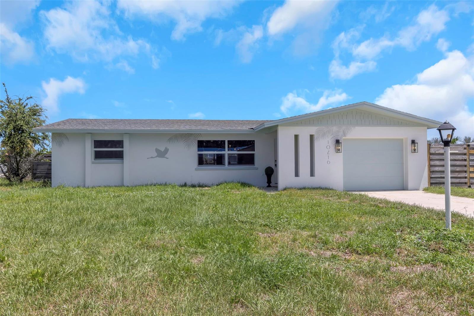 FLAMINGO CAY FIRST UNIT - Residential