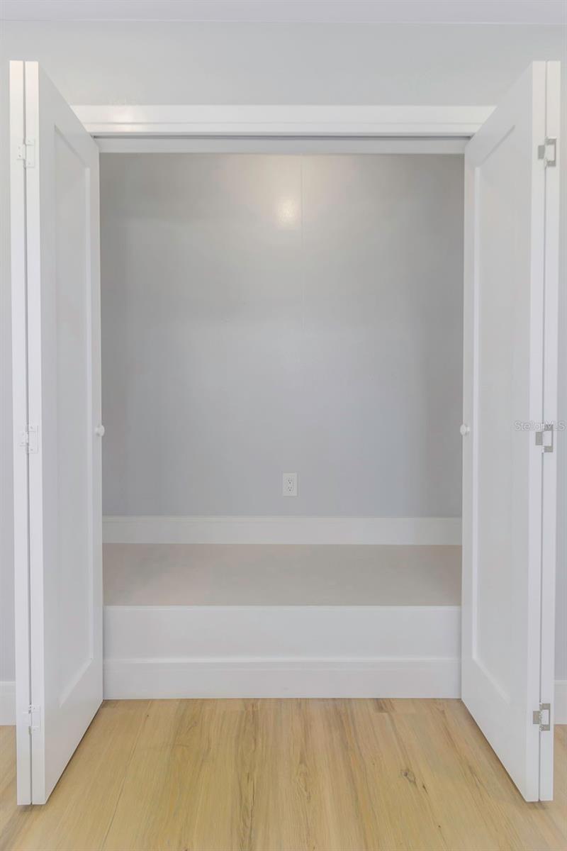 FLAMINGO CAY FIRST UNIT - Residential