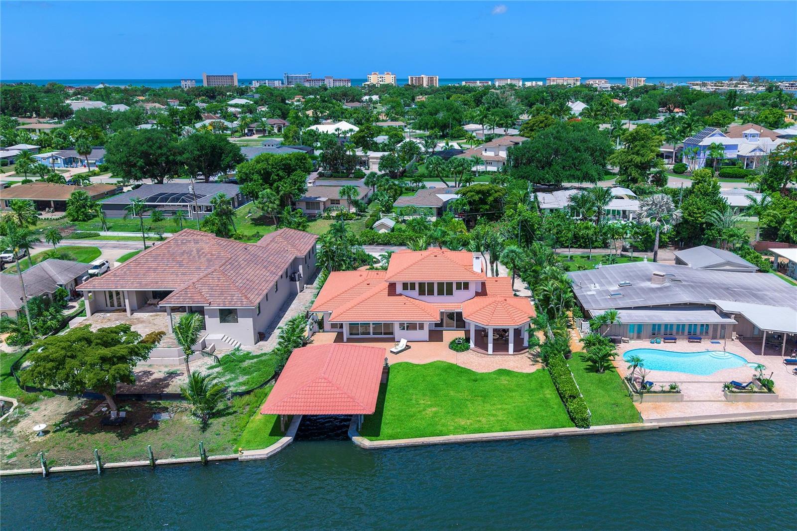 BAY SHORE ACRES - Residential