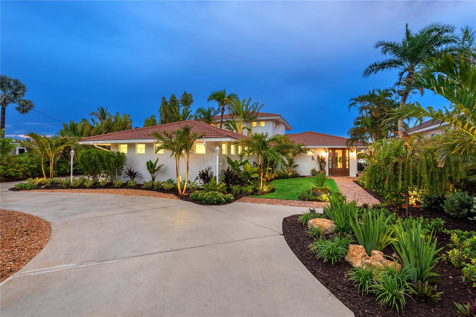 BAY SHORE ACRES - Residential