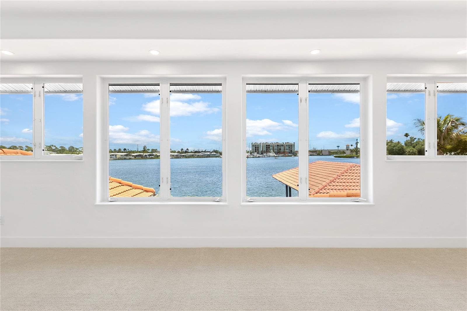 BAY SHORE ACRES - Residential