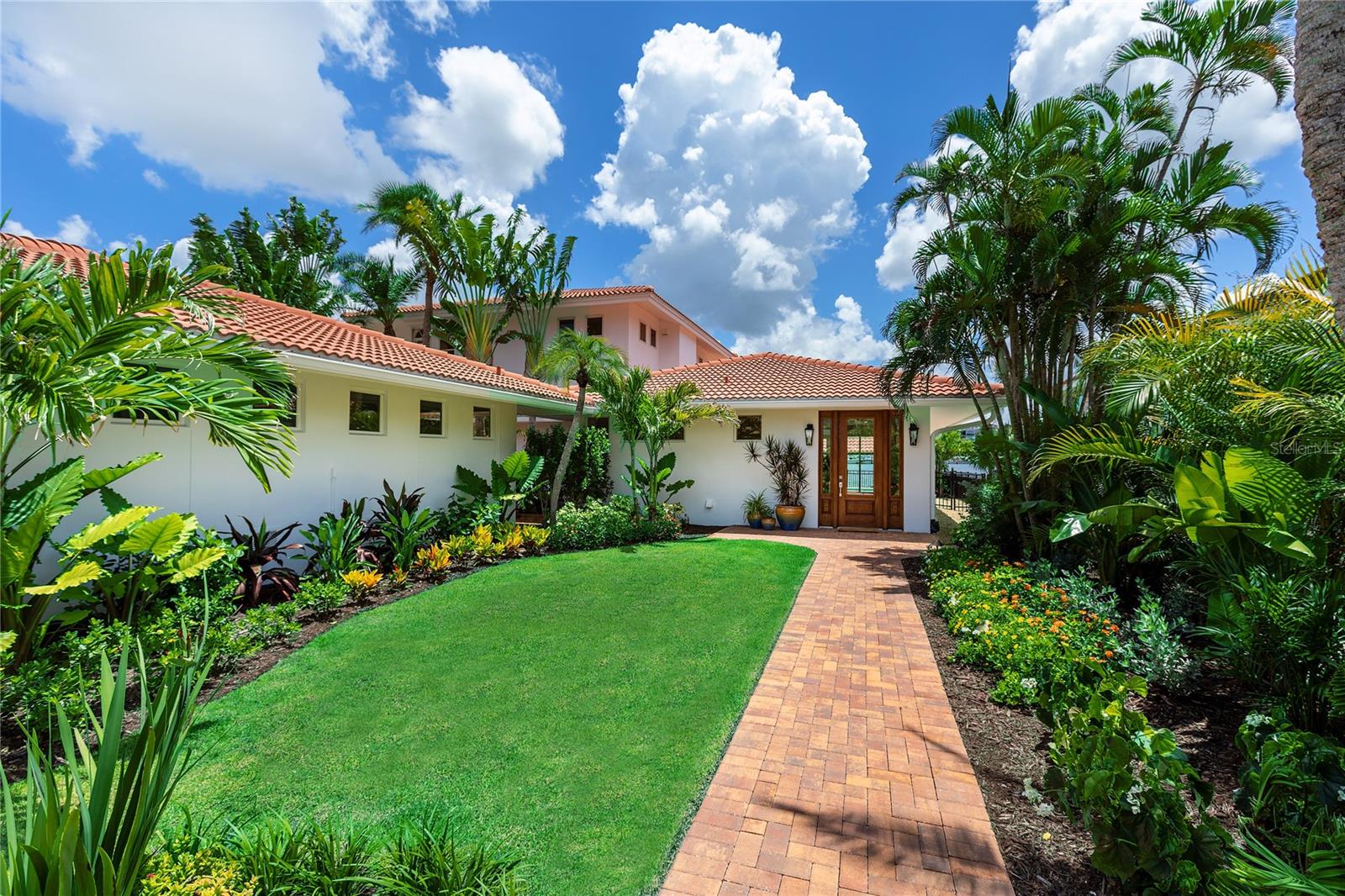 BAY SHORE ACRES - Residential