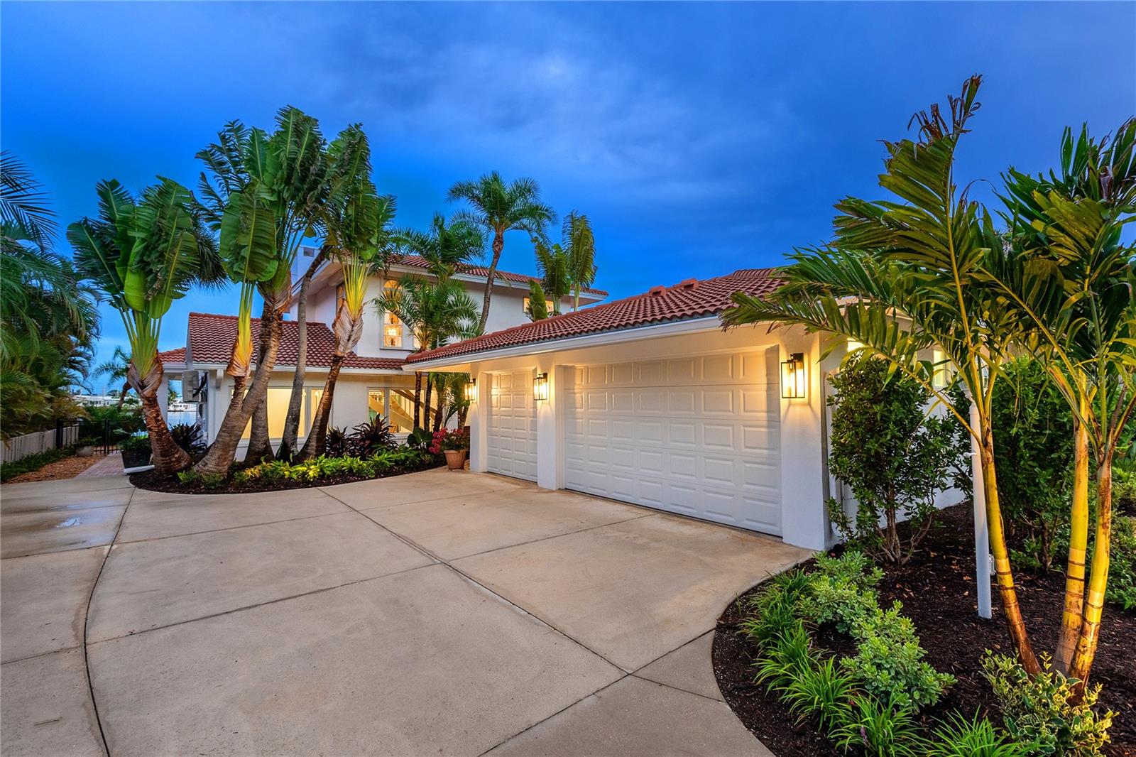 BAY SHORE ACRES - Residential