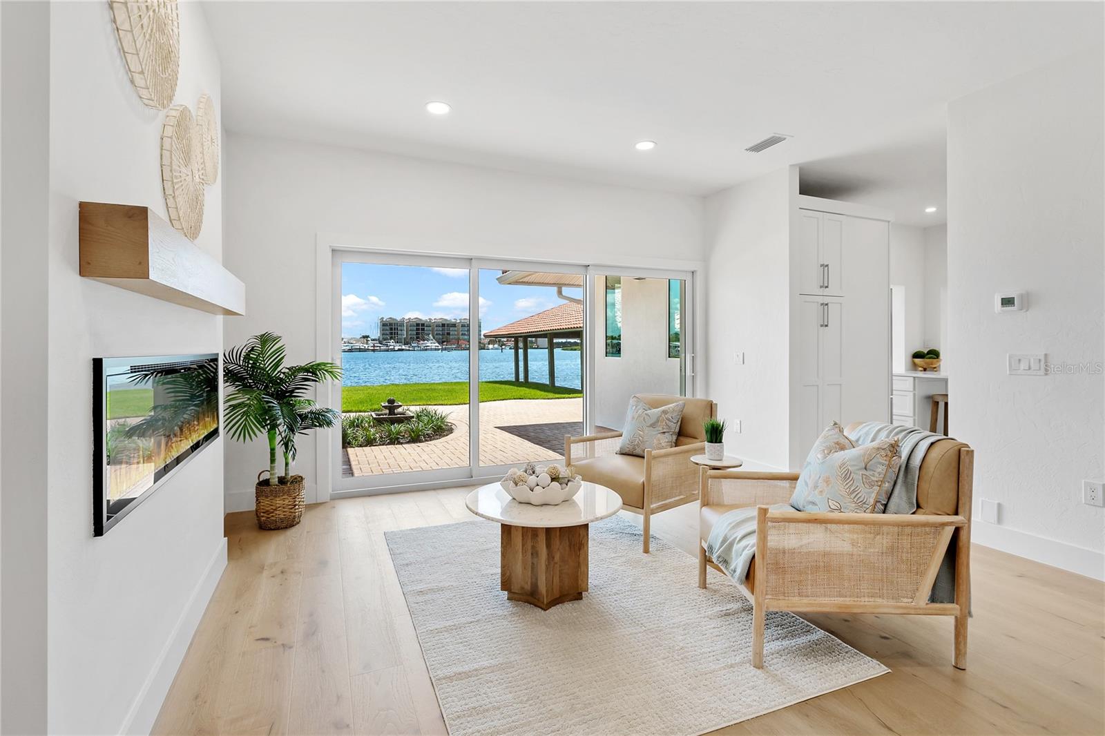 BAY SHORE ACRES - Residential