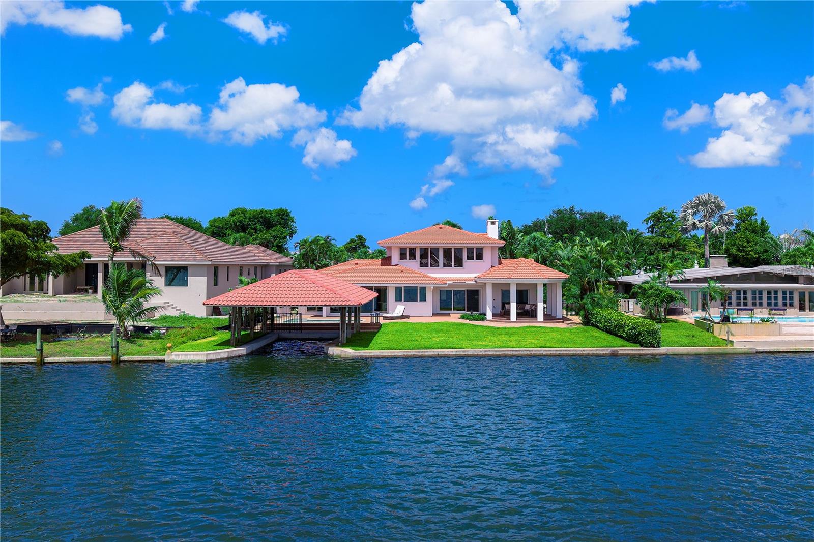 BAY SHORE ACRES - Residential