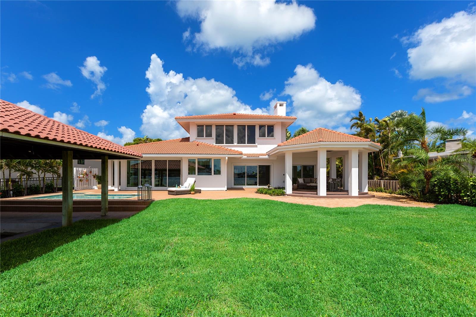 BAY SHORE ACRES - Residential
