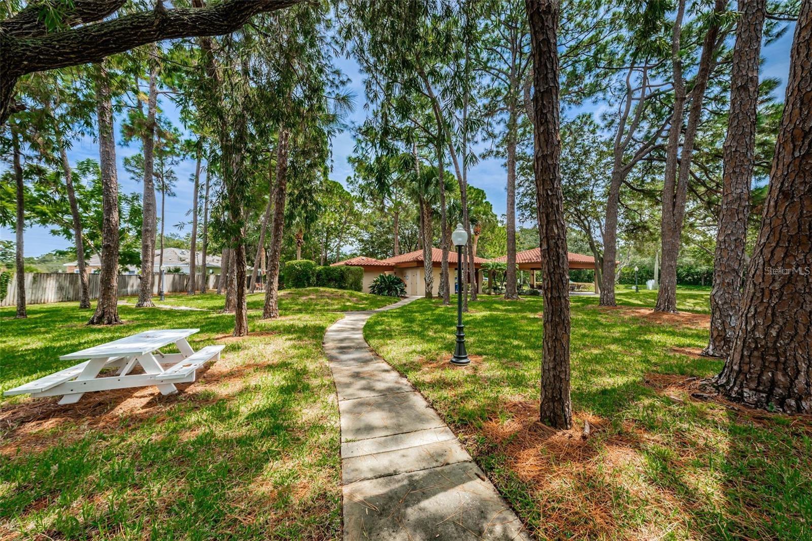 RUSTLEWOOD AT COUNTRYSIDE CONDO - Residential