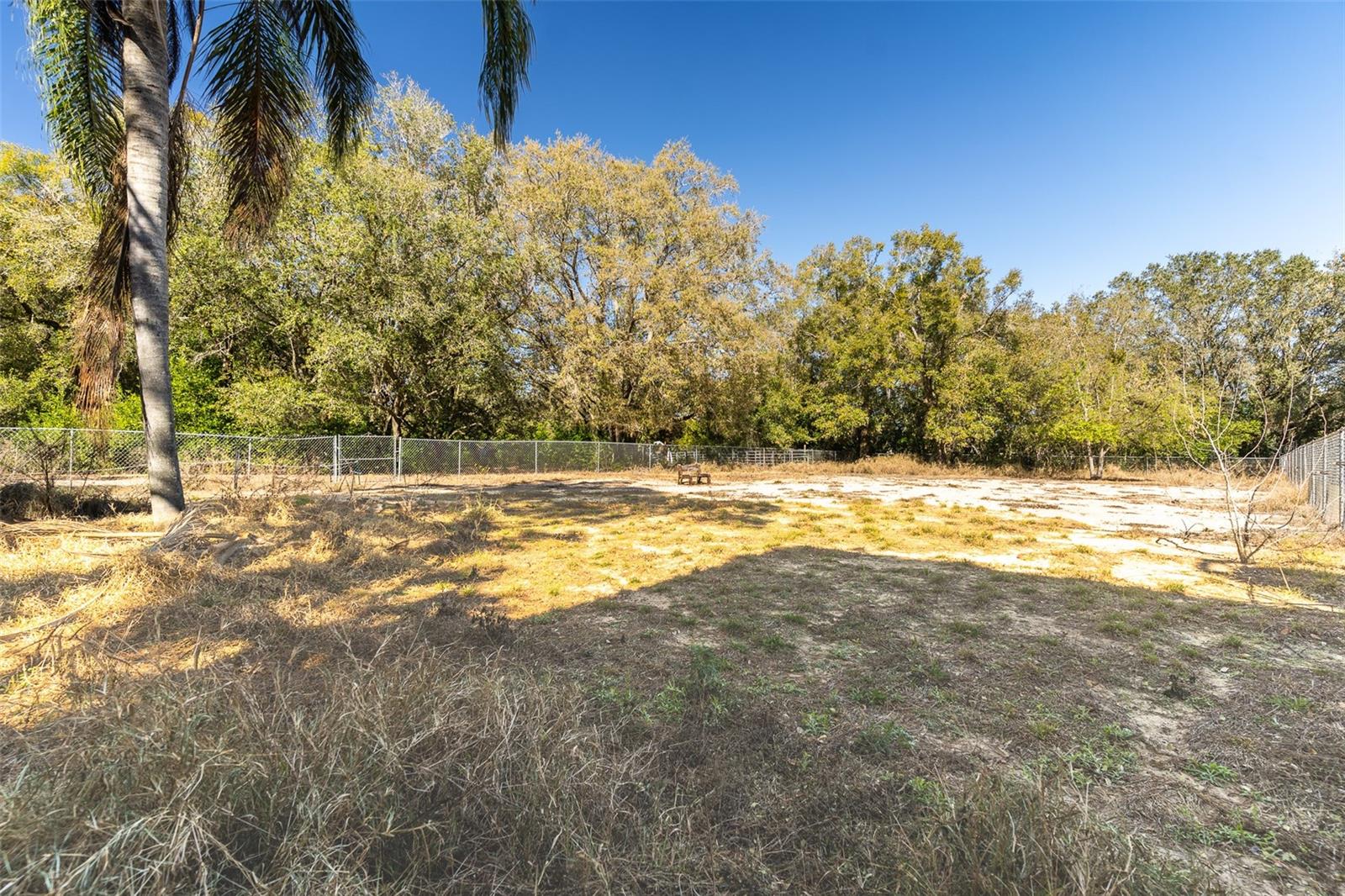 HOWEY W J LAND STARR LAKE - Residential