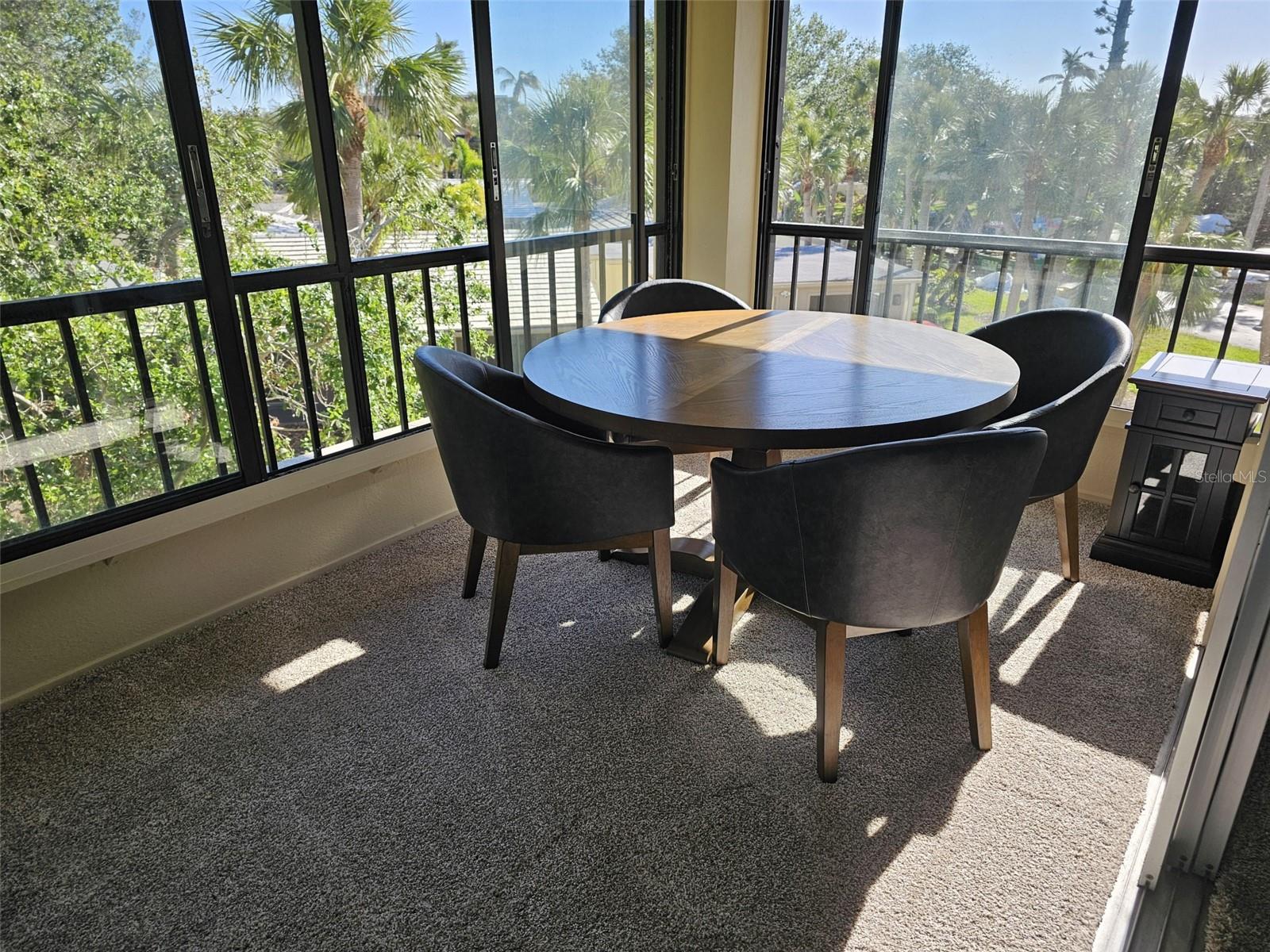 WHISPERING SANDS SEC 2 - Residential