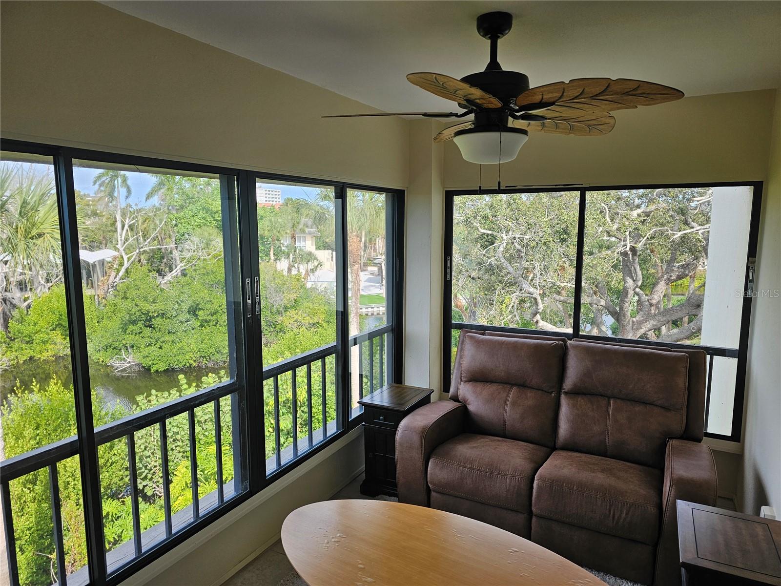 WHISPERING SANDS SEC 2 - Residential