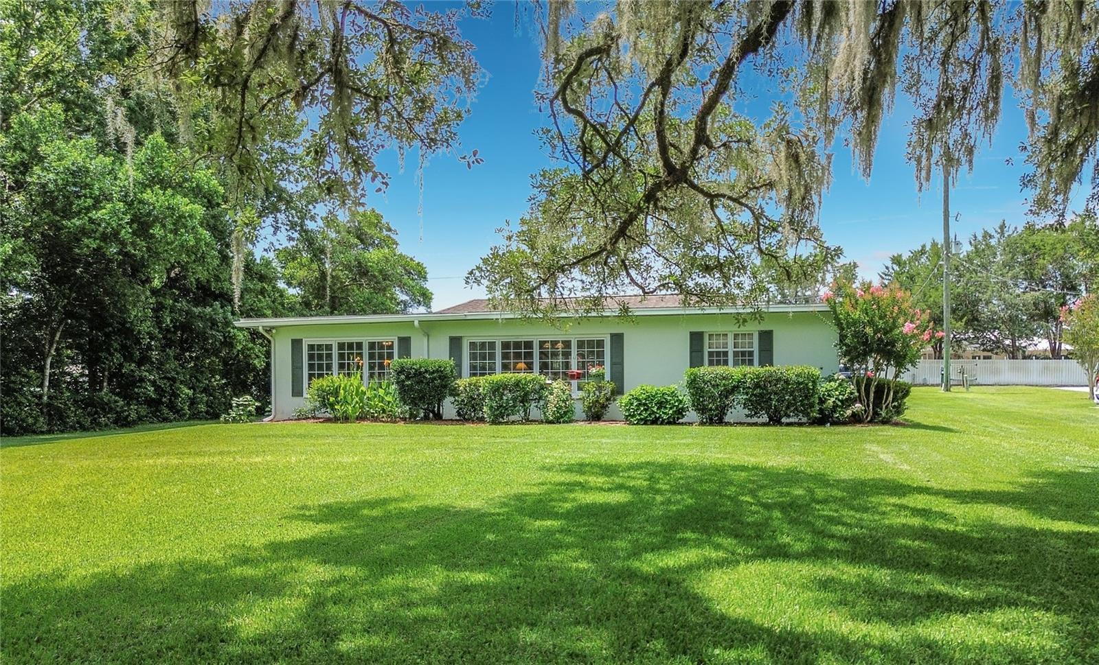 INVERNESS GOLF & COUNTRY CLUB ESTATES - Residential
