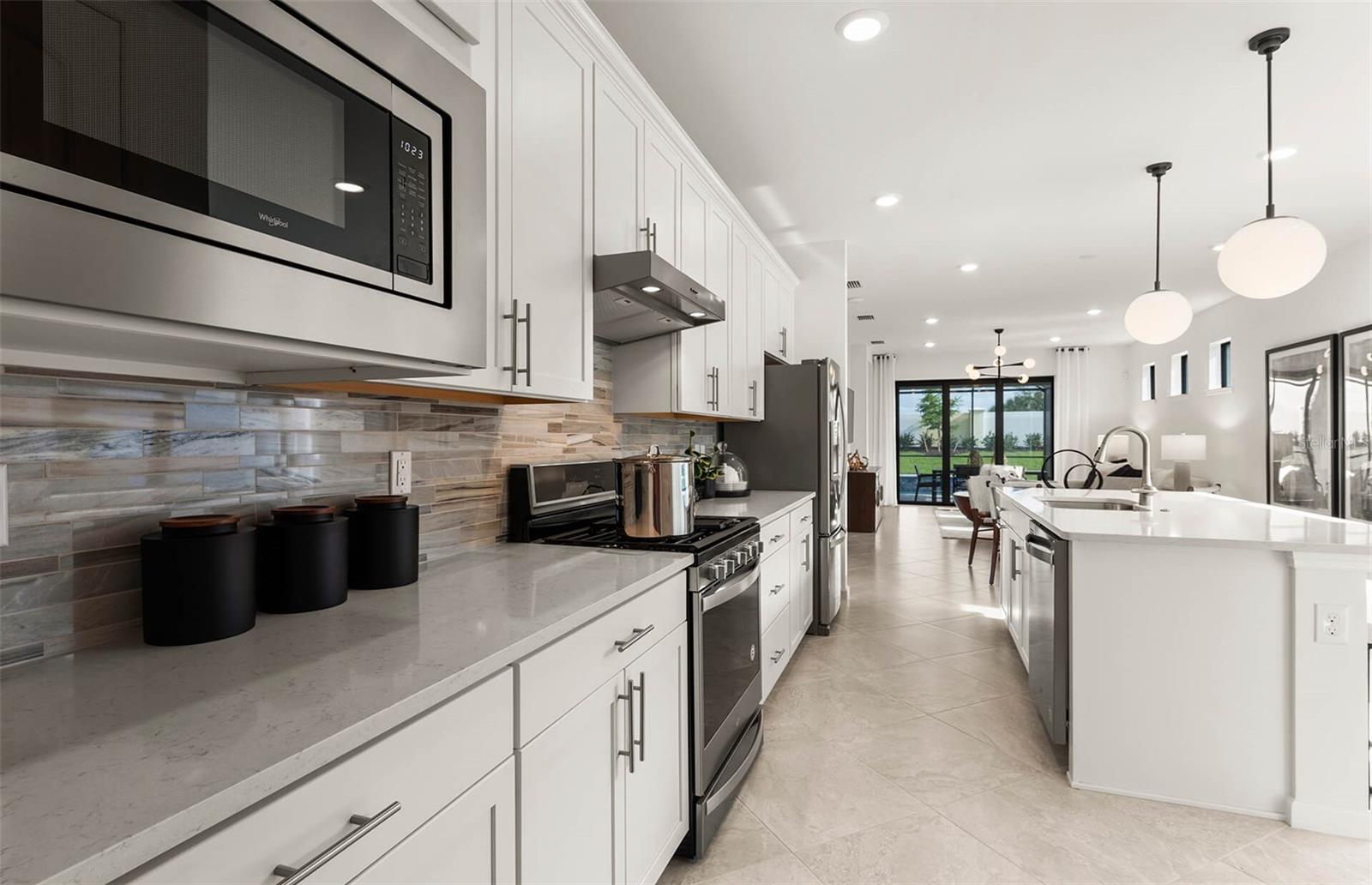 4632; DEL WEBB CATALINA AT LAKEWOOD RANCH PH I P - Residential