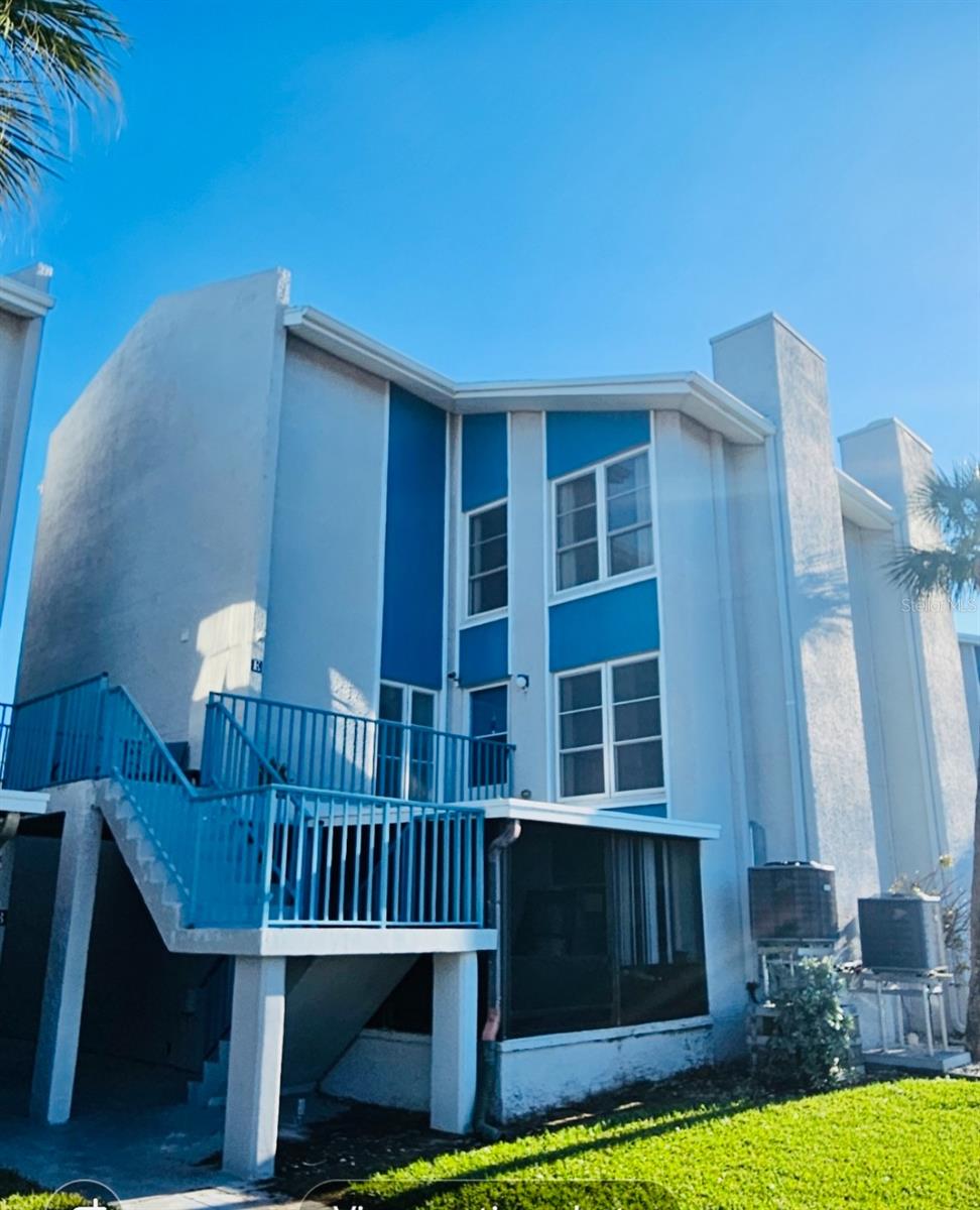 MADEIRA BEACH YACHT CLUB CONDO - Residential